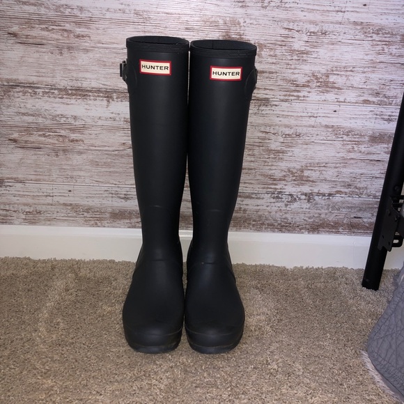 Hunter Grey Matte Boot - Picture 3 of 6